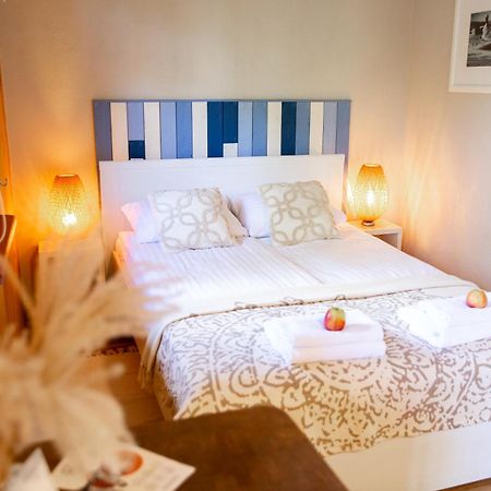 Hotel Melynojo Karpio Barza Kinty Esterno foto