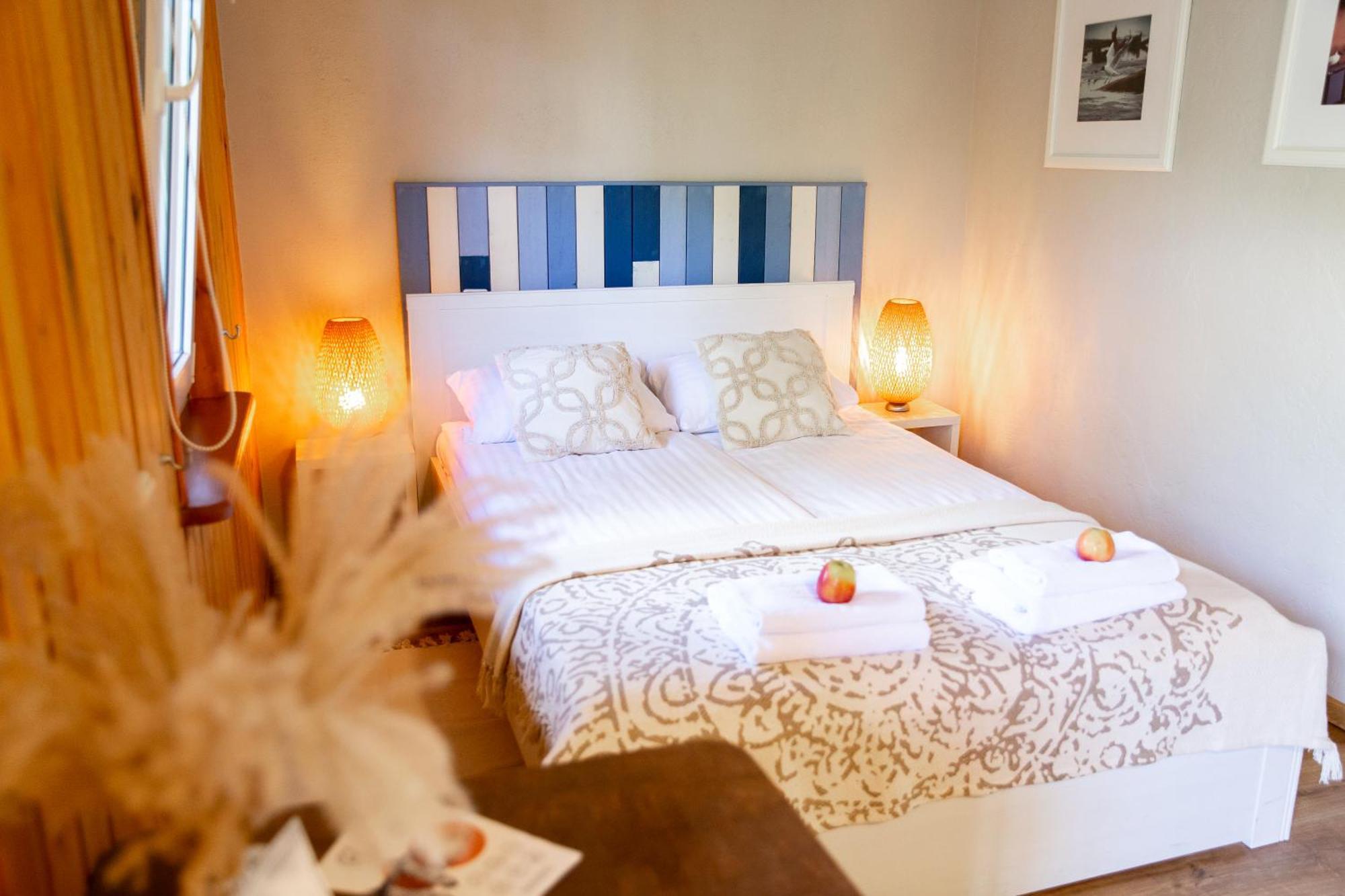 Hotel Melynojo Karpio Barza Kinty Esterno foto